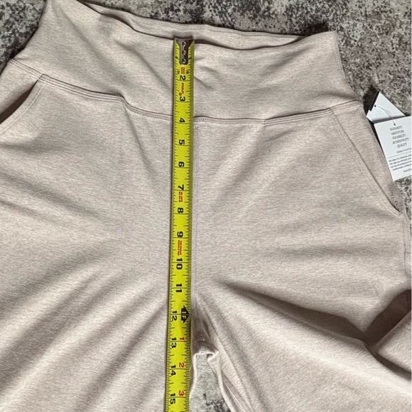 NWT Beyond Yoga Wide-Leg Yoga Pants Size Medium - Picture 6 of 10